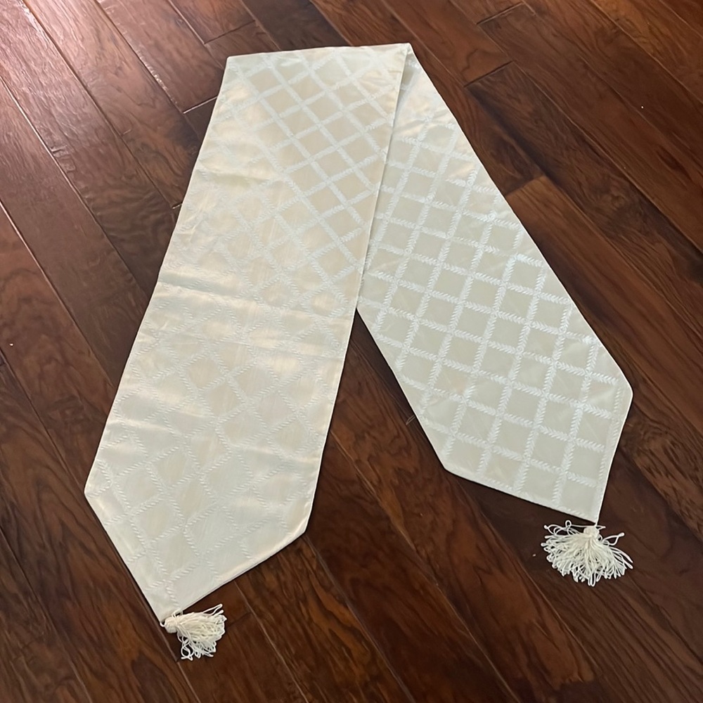 Lenox Runner